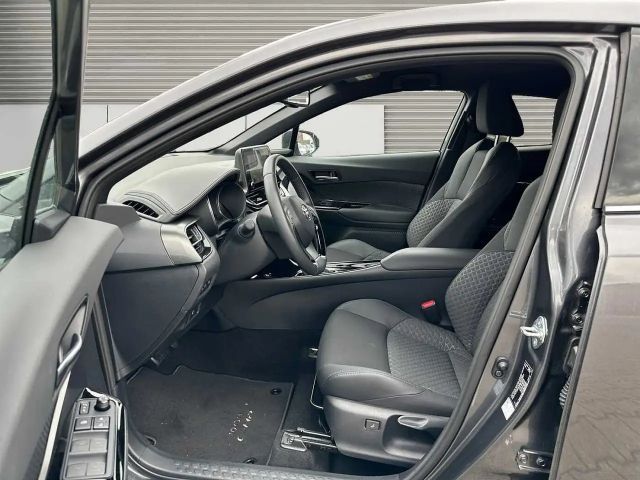 Toyota C-HR Hybride Team D