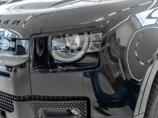 Land Rover Defender 90 D250 Dynamic SE