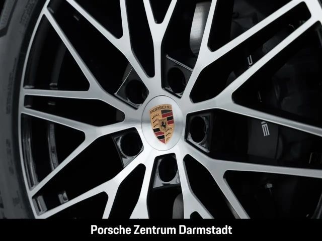 Porsche Cayenne Black Edition