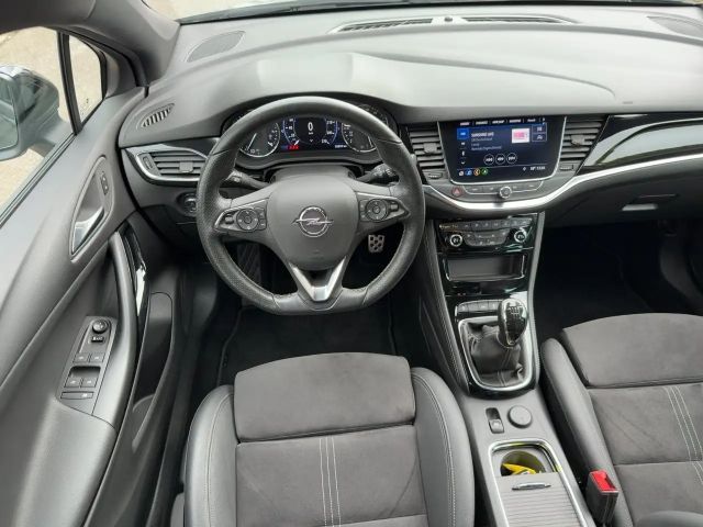 Opel Astra Sports Tourer Ultimate