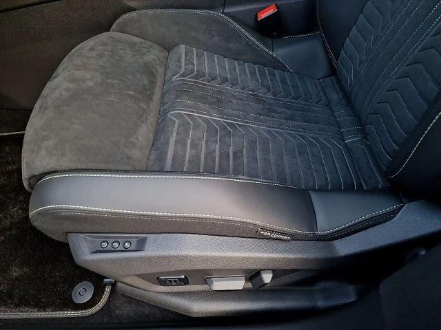 Peugeot E-5008 GT-Line