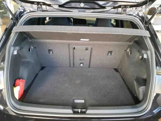 Volkswagen Golf R / R-Performance- Akrapovic /Black/Matrix