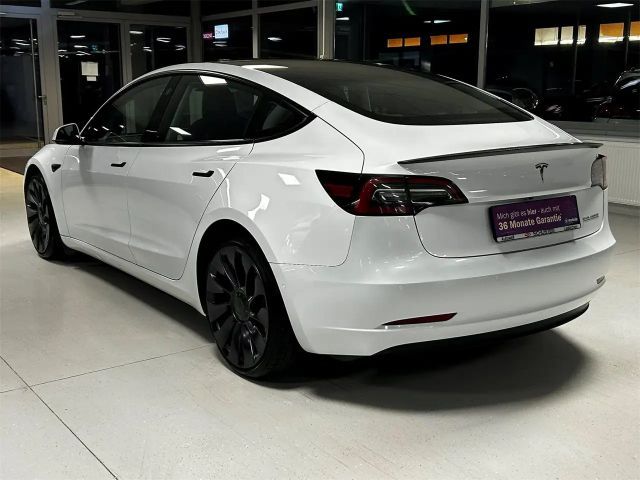 Tesla Model 3 AWD Performance