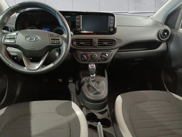 Hyundai i10 1.0
