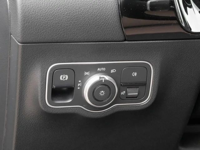 Mercedes-Benz EQA 300 4MATIC