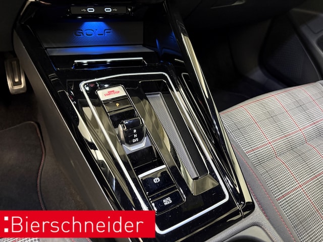 Volkswagen Golf 2.0 TSI DSG Pro