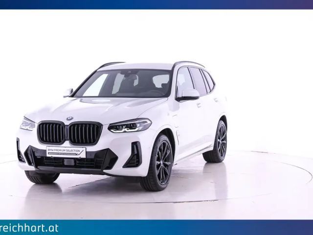 BMW X3 xDrive30e