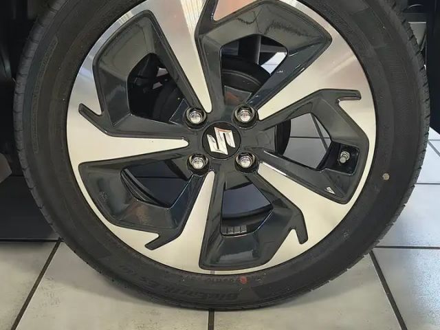 Suzuki Swift Comfort DualJet Hybrid