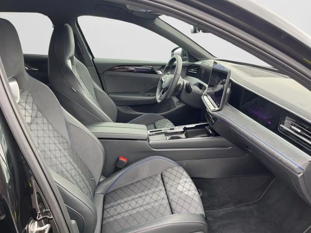 Volkswagen Passat DSG IQ.Drive R-Line Variant