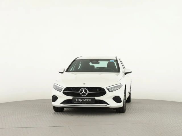 Mercedes-Benz A 180 Progressive