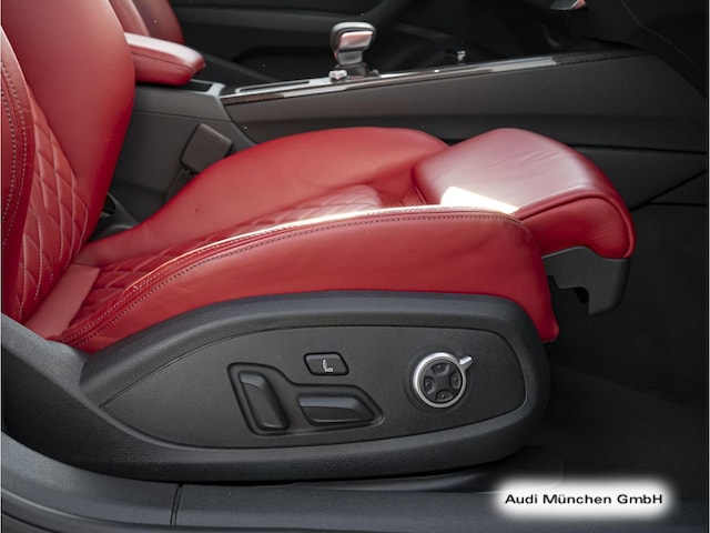 Audi S4 Avant Quattro