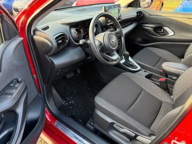 Toyota Yaris Hybride Team D