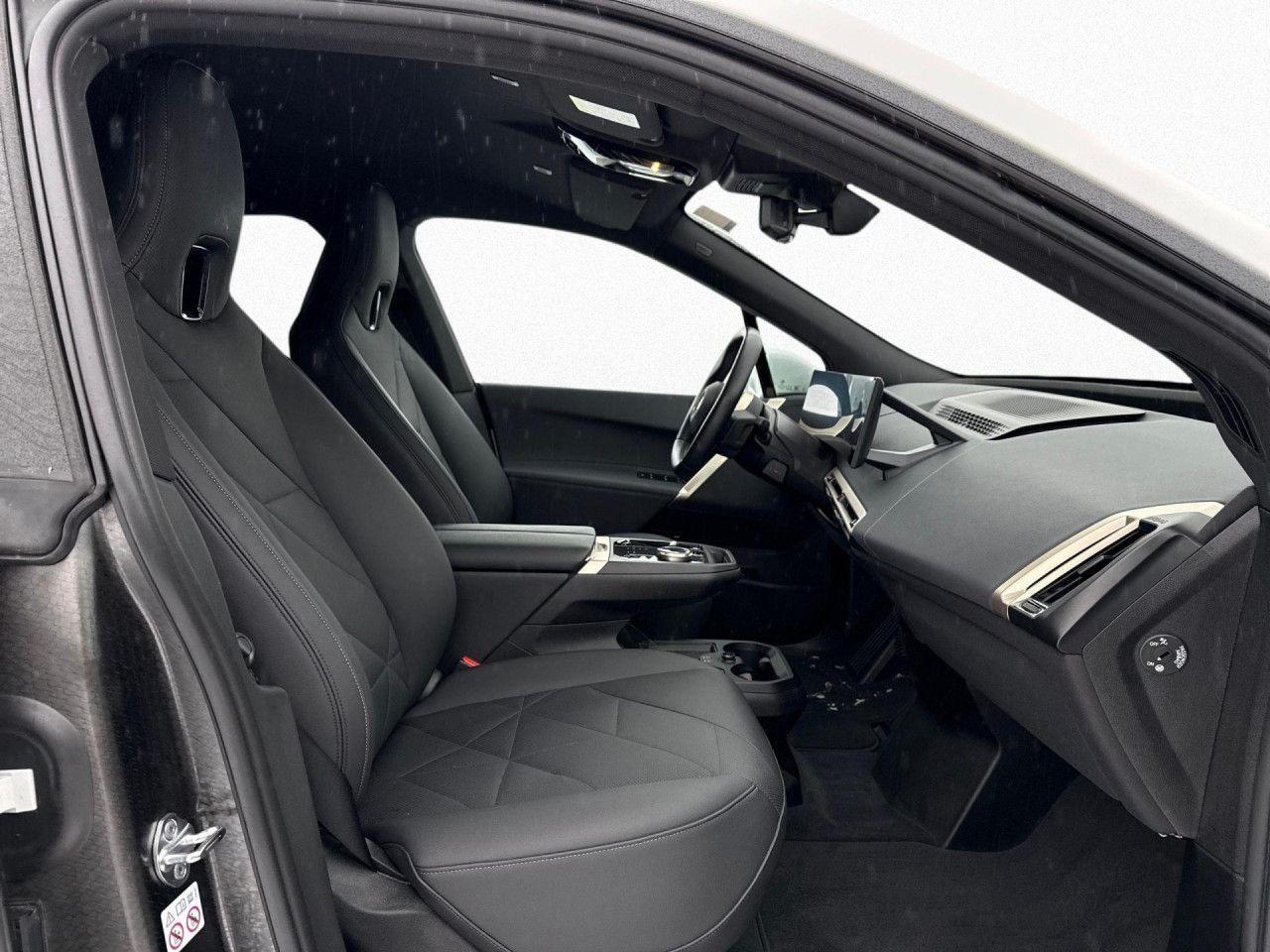 BMW iX xDrive