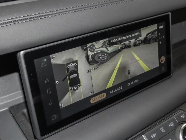 Land Rover Defender 90 D250 Dynamic SE