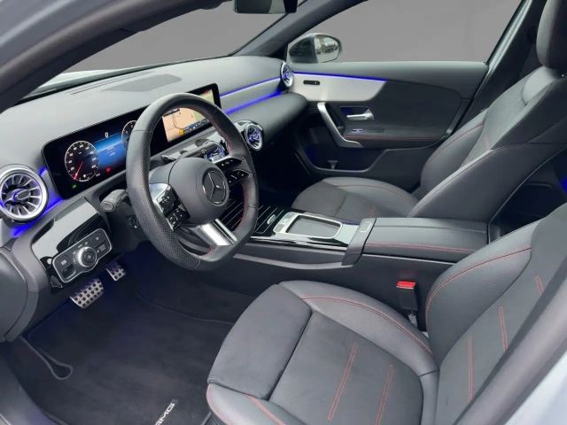 Mercedes-Benz A 180 A 180 d AMG Line