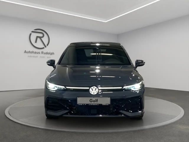 Volkswagen Golf 1.5 TSI R-Line