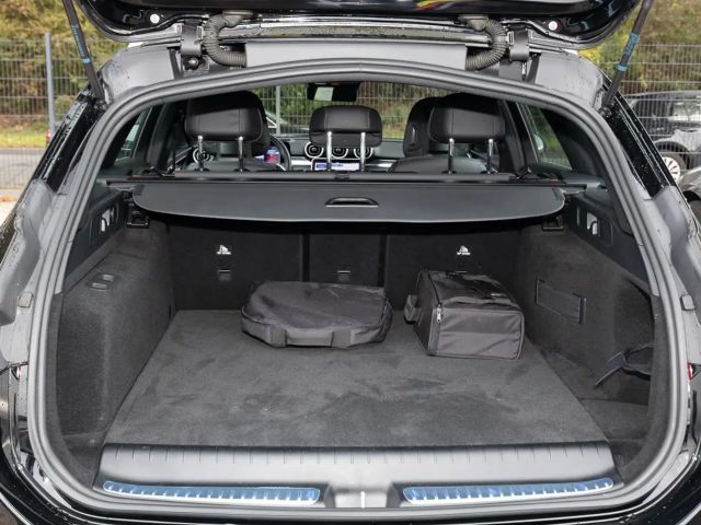 Mercedes-Benz C 300 C 300 e Estate