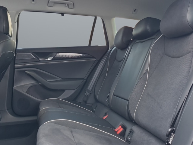 Volkswagen Passat 1.5 TSI Business DSG