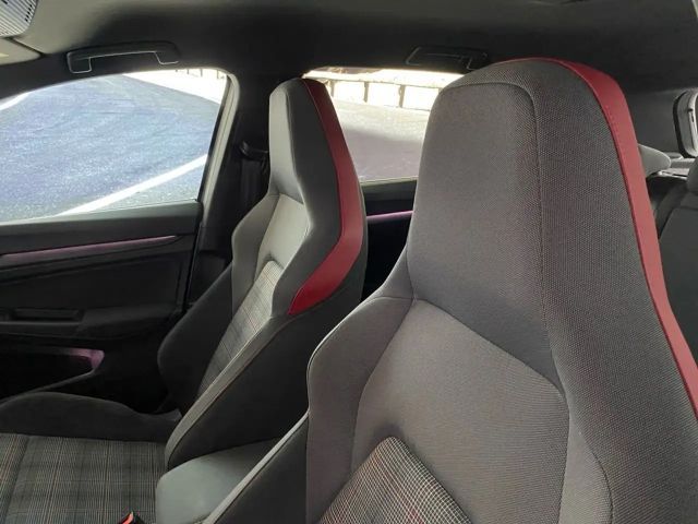 Volkswagen Golf 2.0 TSI DSG GTI