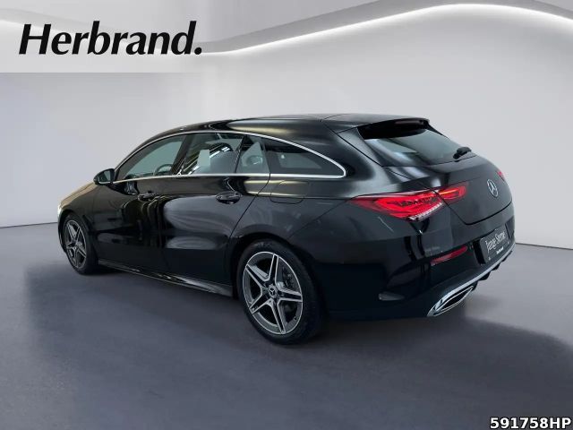 Mercedes-Benz CLA 180 AMG Line