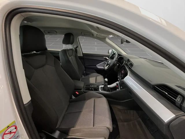 Audi Q3 35 TDI