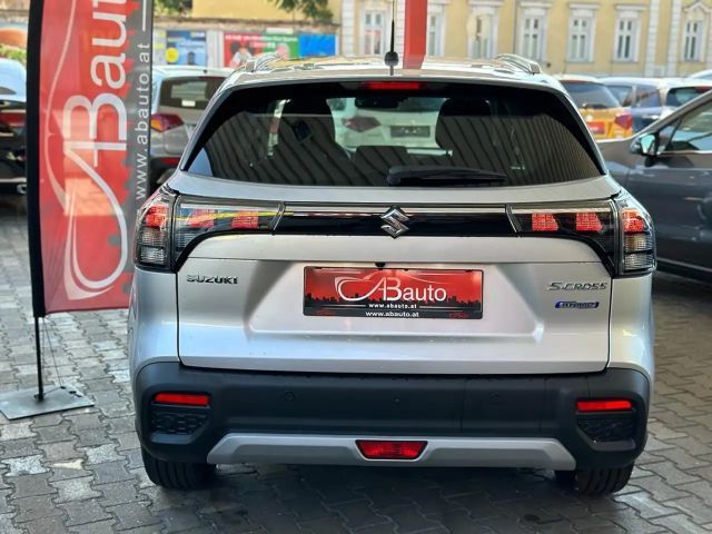 Suzuki S-Cross AllGrip Hybrid