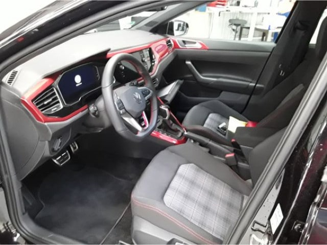 Volkswagen Polo 2.0 TSI DSG GTI