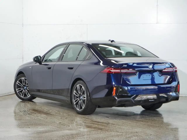 BMW i5 M-Sport Sedan eDrive40