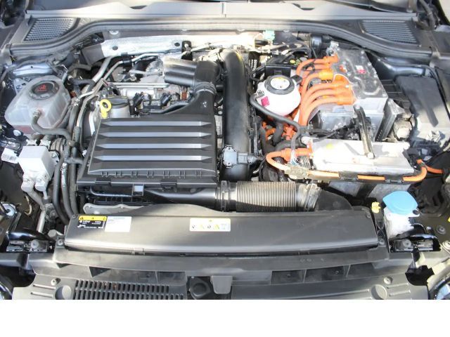 Volkswagen Golf 1.4 TSI DSG Style