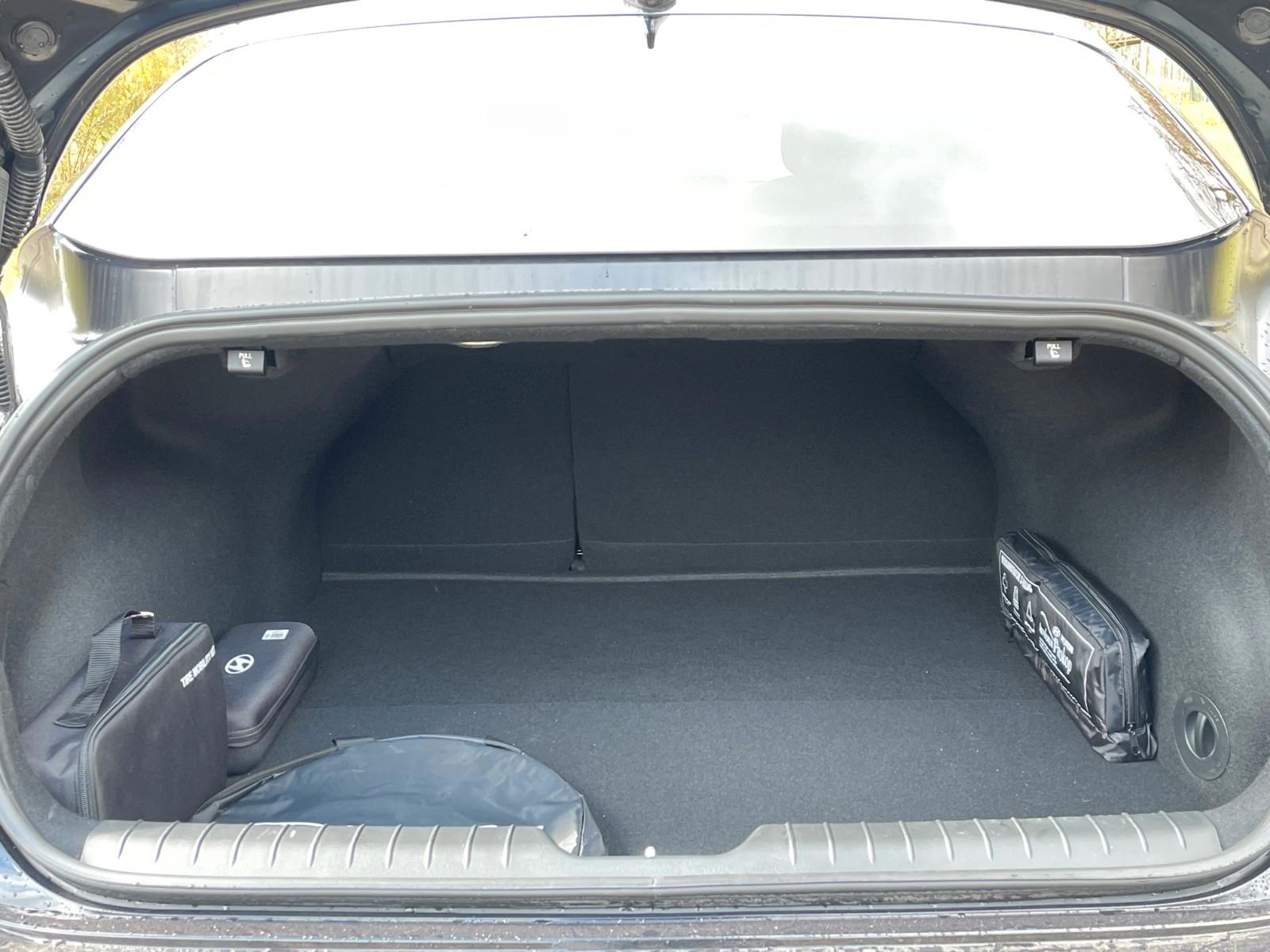 Hyundai IONIQ 6 UNIQ