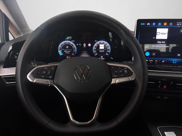 Volkswagen Golf DSG Life