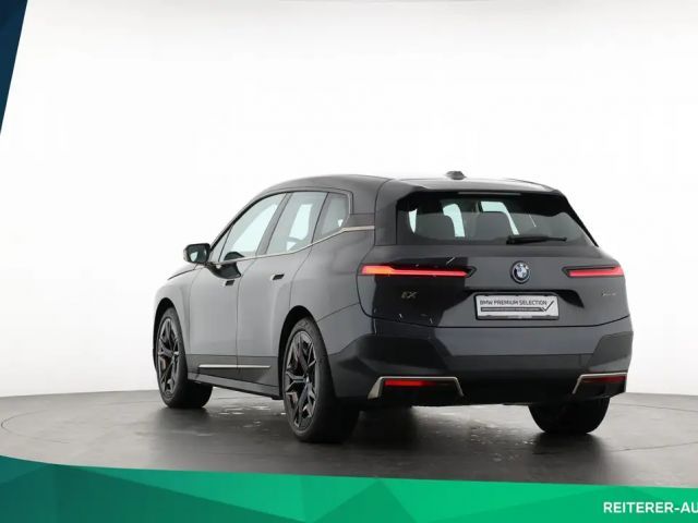 BMW iX xDrive40