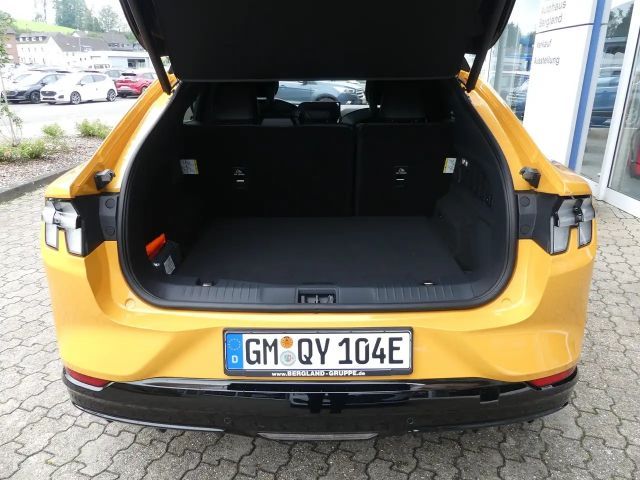 Ford Mustang Mach-E AWD GT