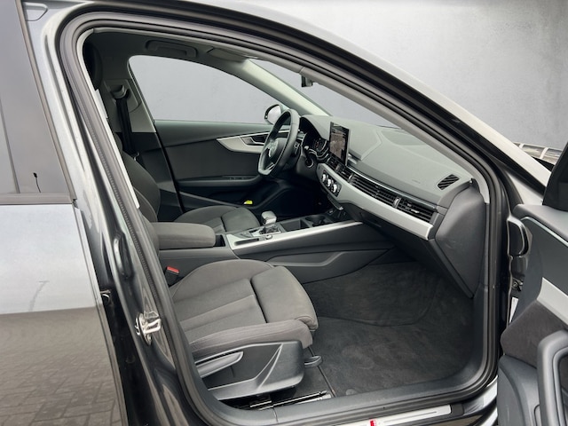Audi A4 35 TFSI Avant S-Tronic