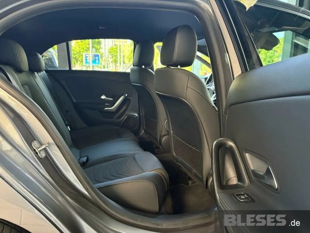 Mercedes-Benz A 200 Progressive