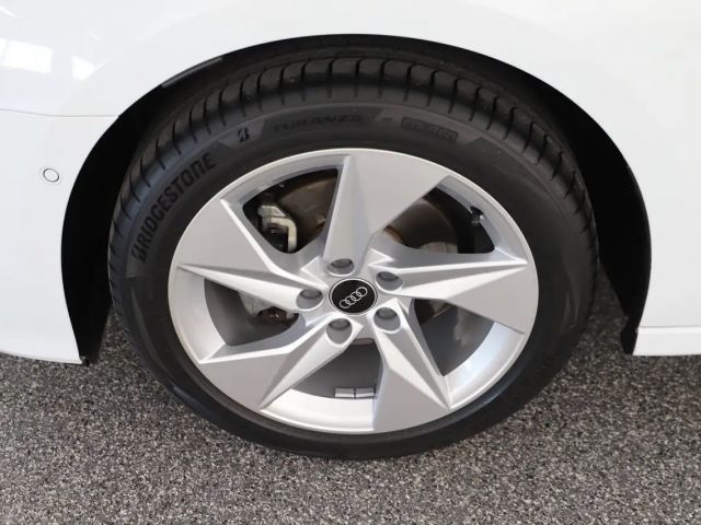 Audi A3 30 TDI Sedan