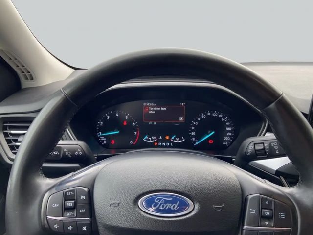 Ford Focus Cool & Connect EcoBoost Wagon