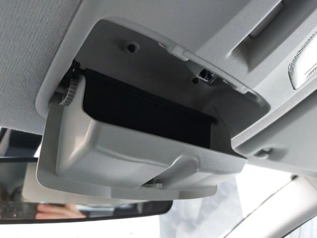 Suzuki S-Cross Hybrid