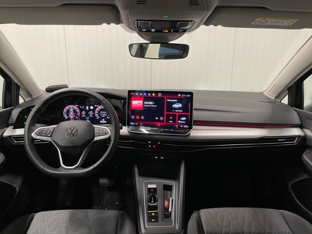 Volkswagen Golf 1.5 eTSI DSG Golf VIII