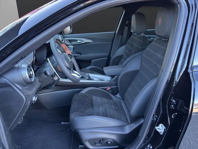 Alfa Romeo Tonale Intensa 1.5 T4 48V MHEV VGT DCT