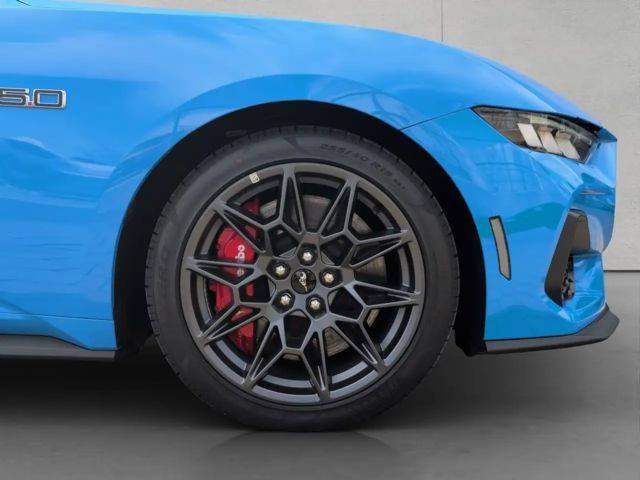 Ford Mustang Fastback GT 5.0 V8