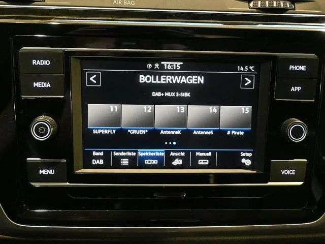 Volkswagen Touran 2,0 TDI,Nebel-SW,Einparkhilfe hinten,Dachreling