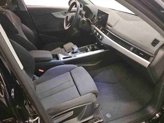 Audi A4 35 TFSI Avant S-Tronic