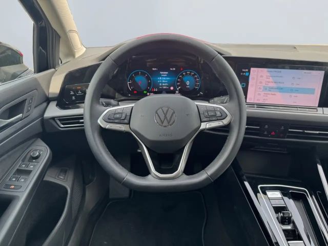 Volkswagen Golf 2.0 TDI DSG Style Variant