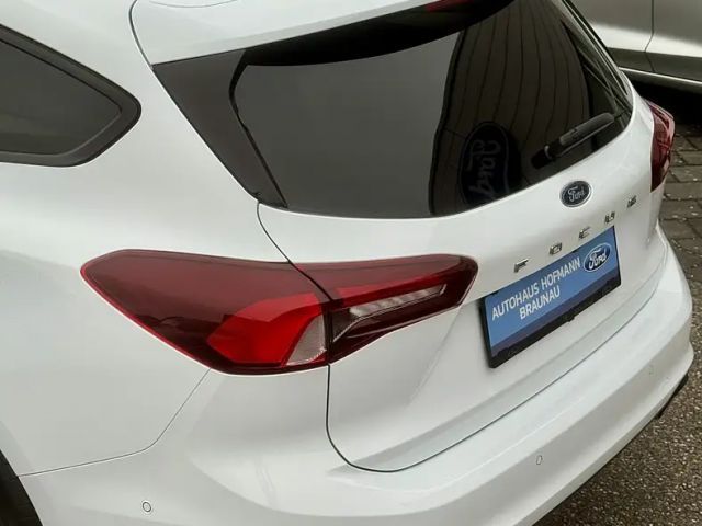 Ford Focus Cool & Connect