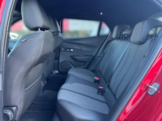 Peugeot 2008 Allure Pack EAT8 PureTech