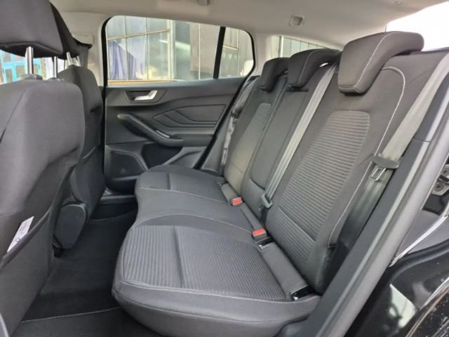 Ford Focus Active Wagon