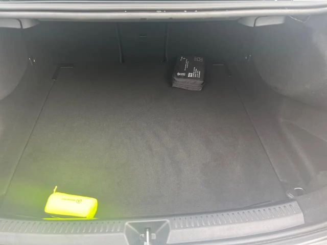 Mercedes-Benz A 180 Progressive