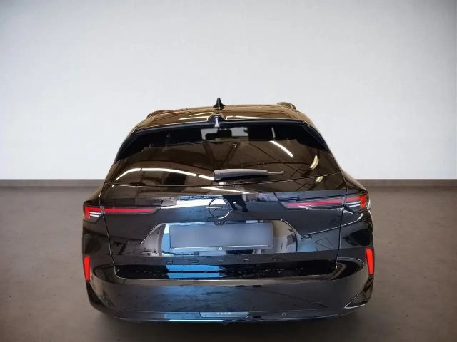 Opel Astra Sports Tourer Ultimate