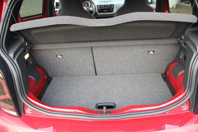 Volkswagen up! Active